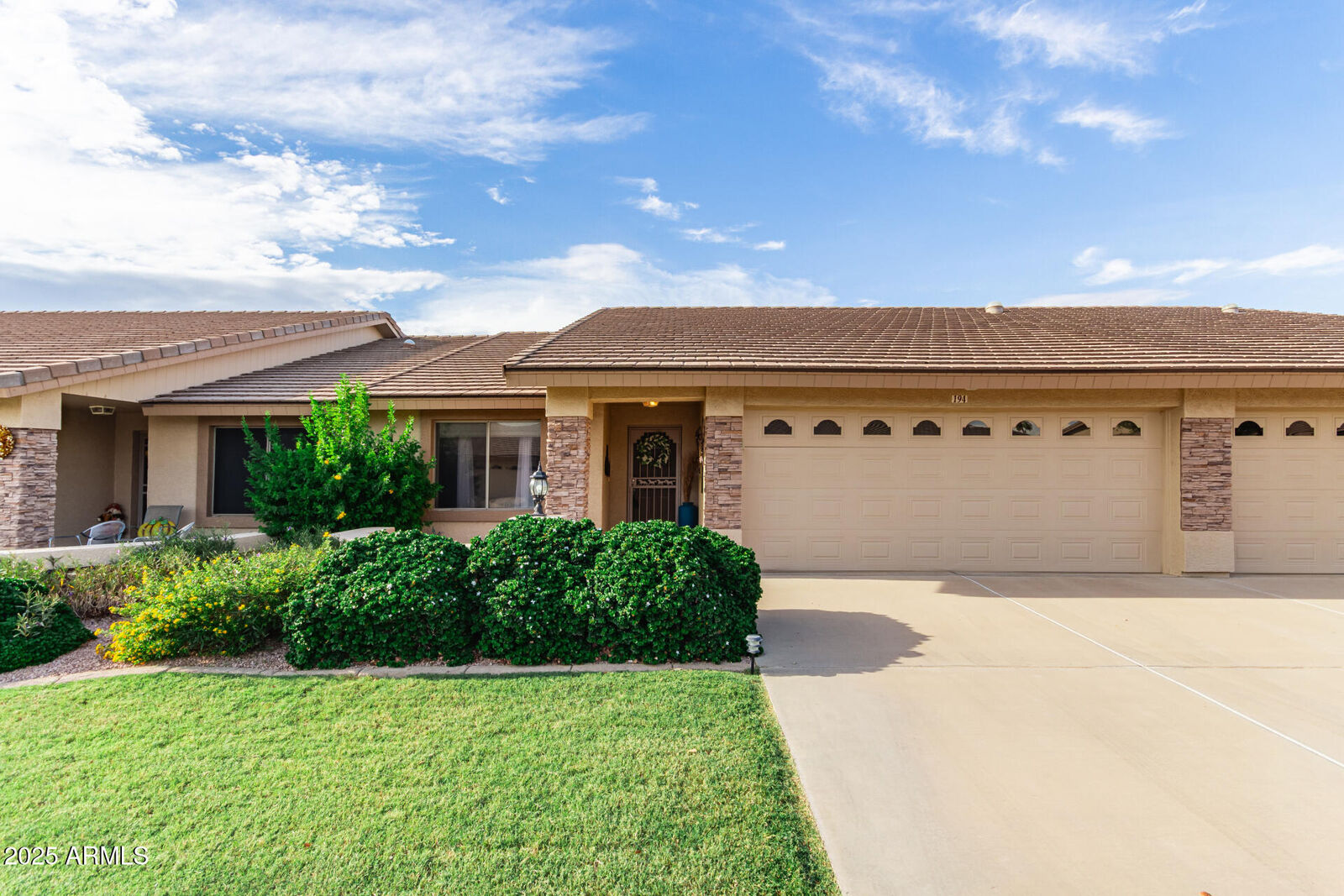 Property Photo:  11069 E Kilarea Avenue 194  AZ 85209 