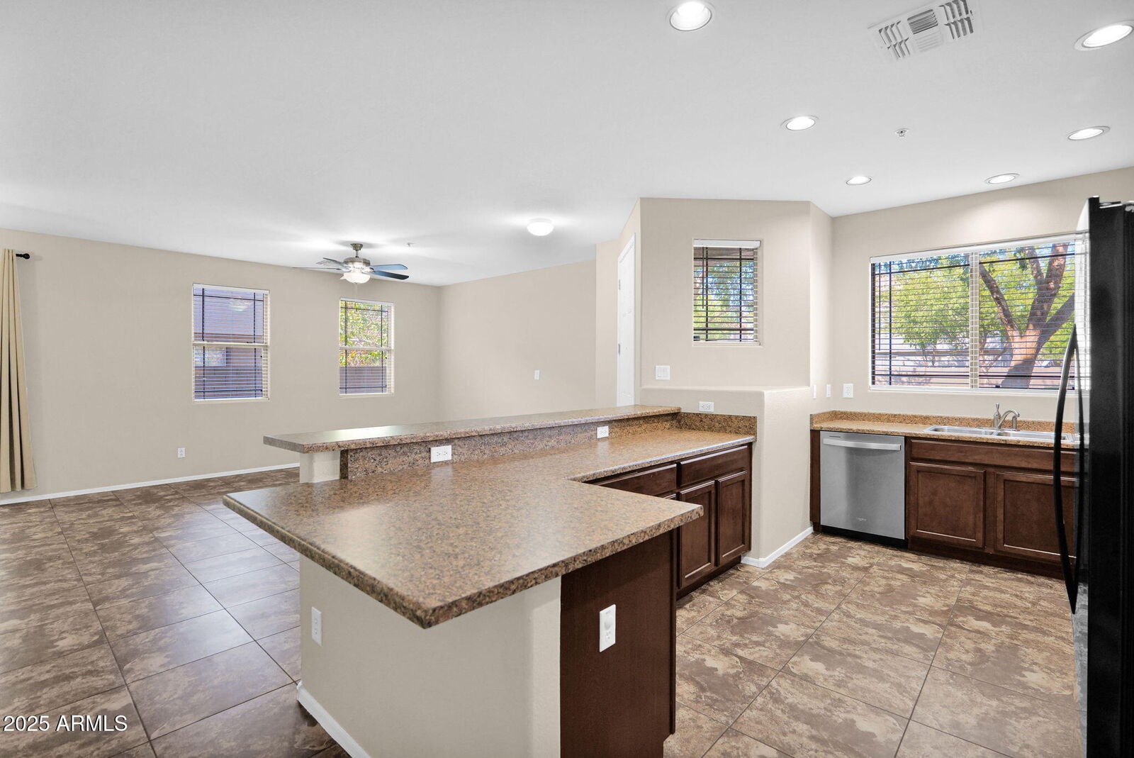 Property Photo:  1265 S Aaron -- 351  AZ 85209 