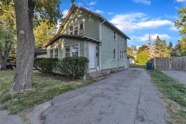 Property Photo:  55 N Forest Road  NY 14221