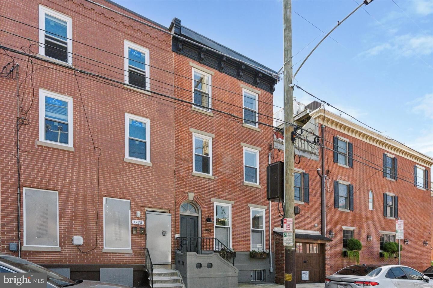 Property Photo: 1740 Catharine Street PA 19146