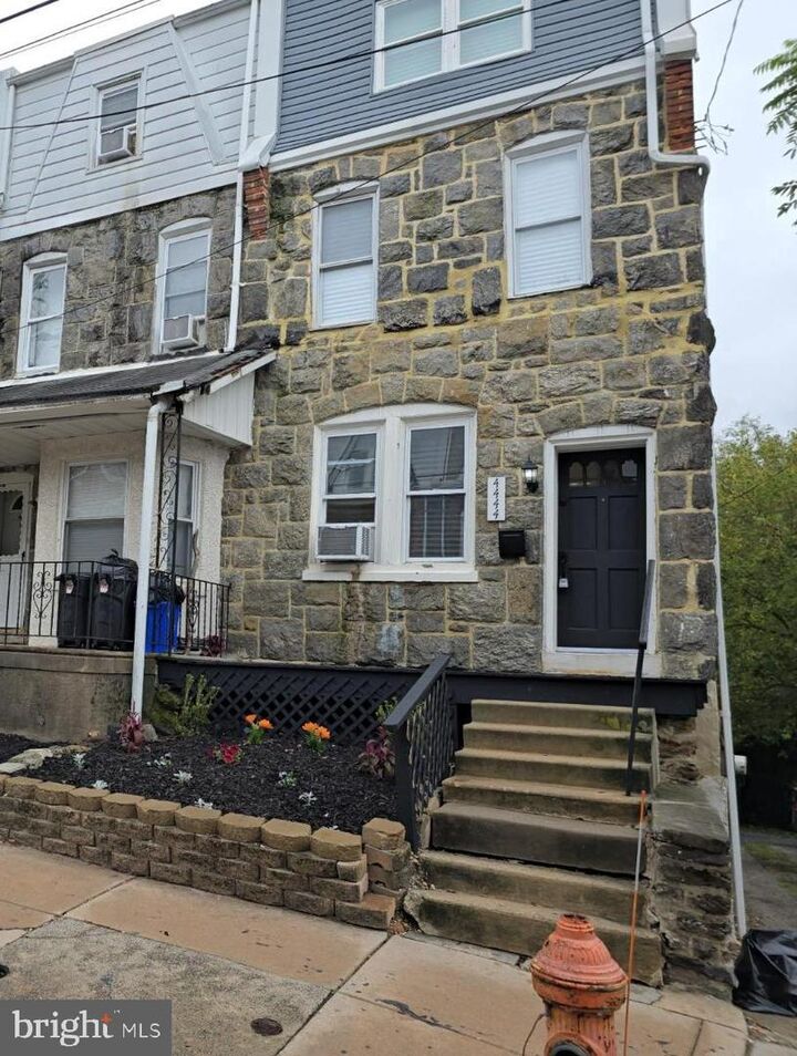 4444 Fleming Street  Philadelphia PA 19128 photo