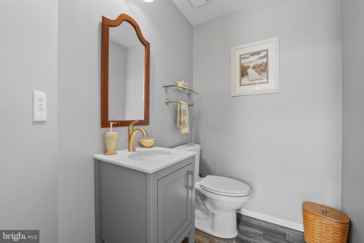 Property Photo:  44135 Tippecanoe Terrace  VA 20147 