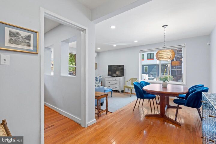 Property Photo:  2639 15th Street NW 104  DC 20009 