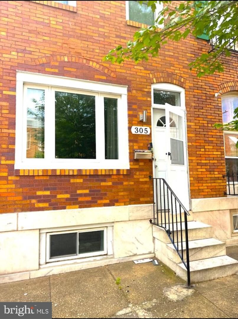 Property Photo:  305 S Lehigh Street  MD 21224 
