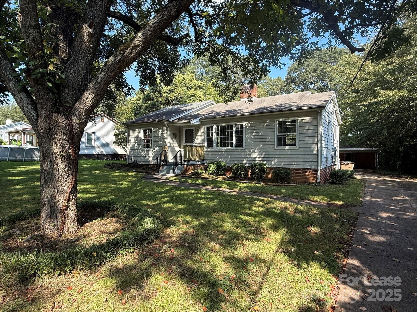 Property Photo: 505 Franklin Avenue NC 28150