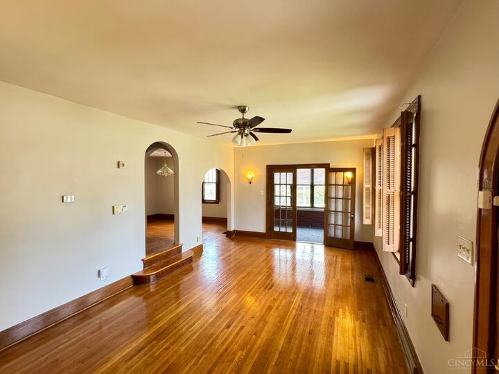 Property Photo:  3075 Penrose Place  OH 45211 