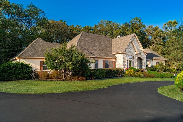 Property Photo: 545 Trillium Drive OH 43119