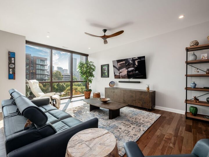 Property Photo: 225 John H McConnell Boulevard OH 43215