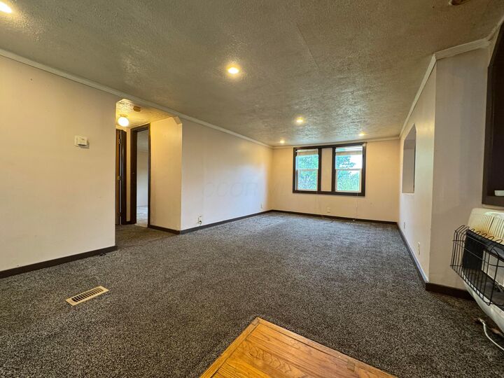 Property Photo:  10527 Garrett SW Road  OH 43102