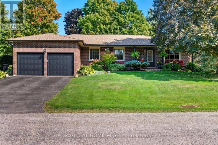 Property Photo:  620 Alma Street  ON L9L 1C5 