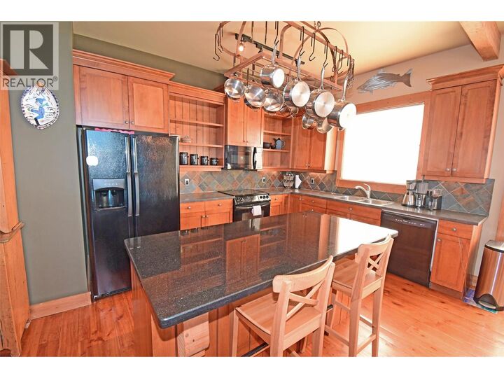 Property Photo:  350 Whitehorse Lane 1  BC V1P 1P3 