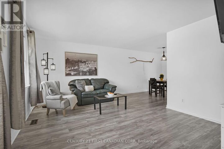 Property Photo: 23 Gregory Place ON N5R 4S4