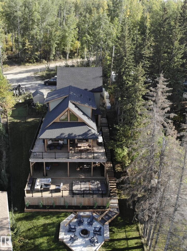 Property Photo:  2332 Twp 521 Parkland County 23  AB T7Y 2L7 