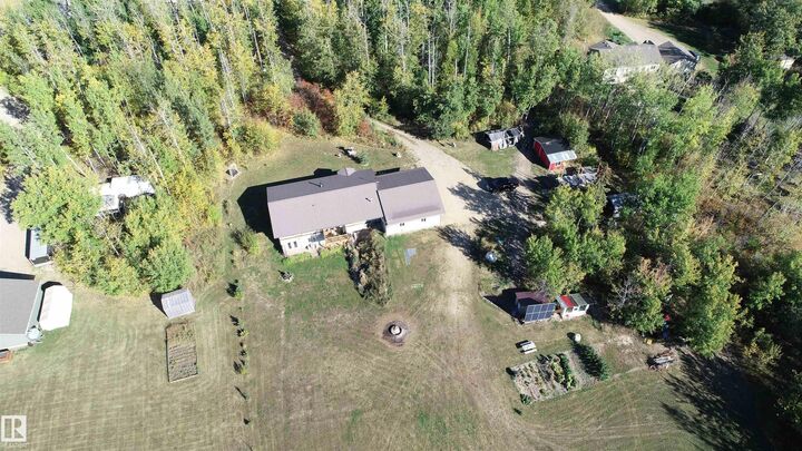 Property Photo: 207, 55108 Rge Road 15 AB T0E 1V0