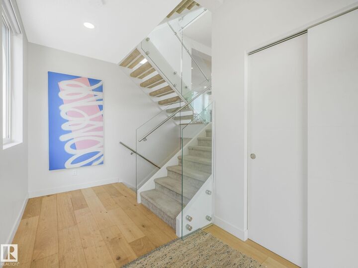 Property Photo:  42 Laderoute Place  AB T8N 7R2 