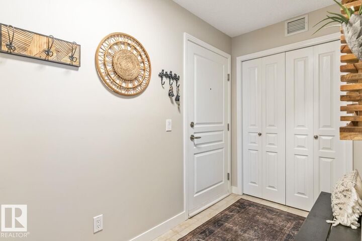 Property Photo:  2 Augustine Crescent 1203  AB T8H 0X8 