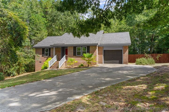 Property Photo: 253 Sheffield Court NC 28376