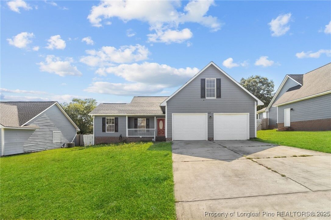 Property Photo: 1419 Acacia Drive NC 28314