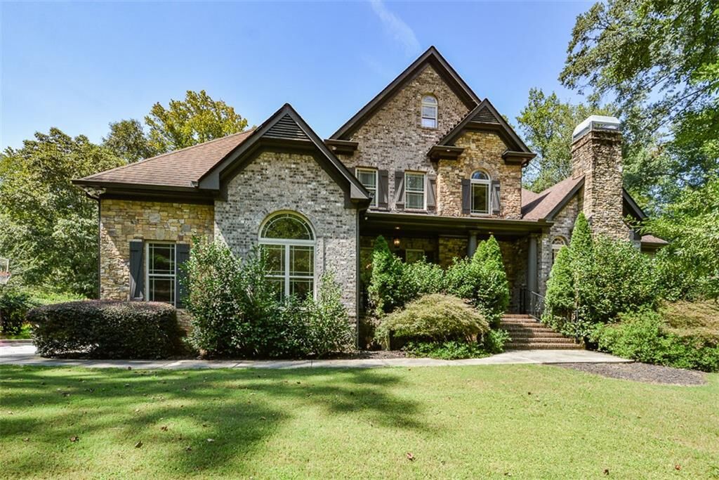 Property Photo:  2210 Spalding Drive  GA 30350 