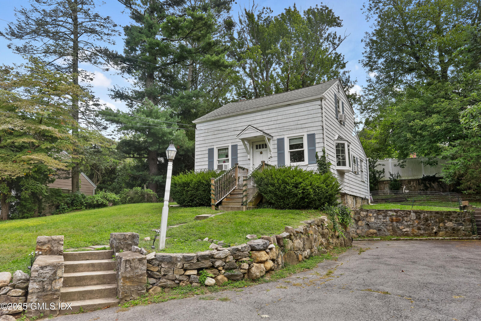 Property Photo: 25 Hoover Road CT 06878