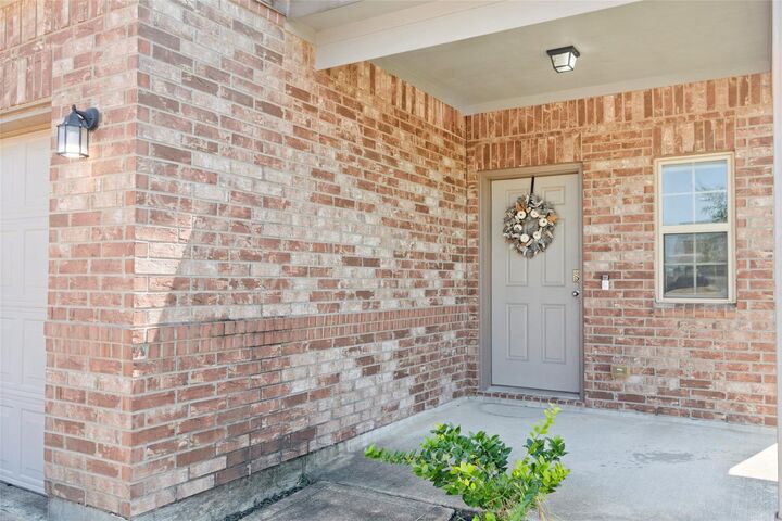 Property Photo: 6650 Atlasridge Drive TX 77048