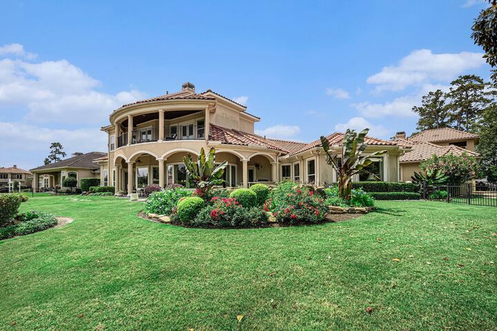 Property Photo:  2802 Twin Fountains Drive  TX 77068 