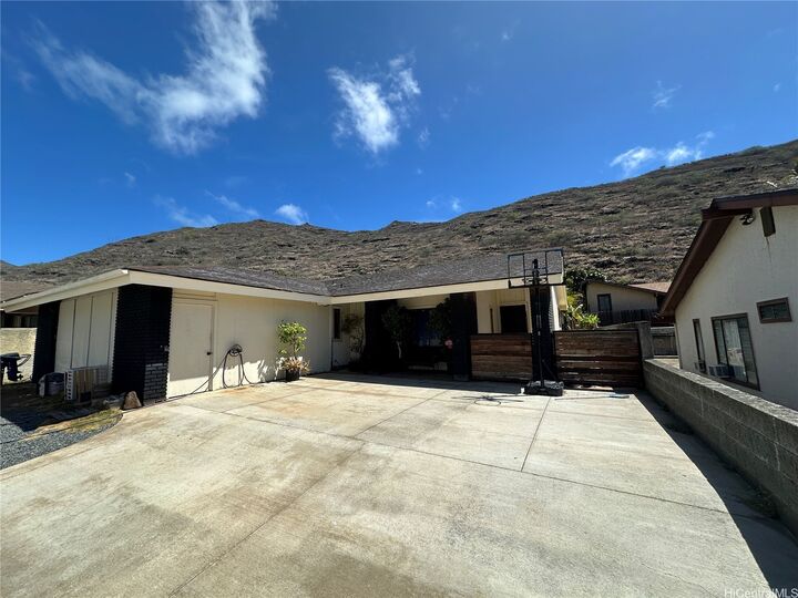 1361 Honokahua Street  Honolulu HI 96825 photo