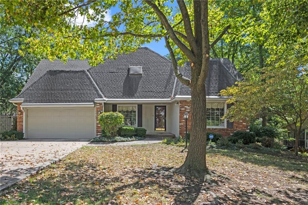 Property Photo:  701 NW 44th Terrace  MO 64116 