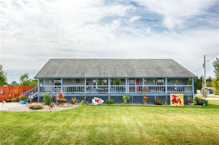Property Photo:  90 Ravens Roost Drive  KS 66040 