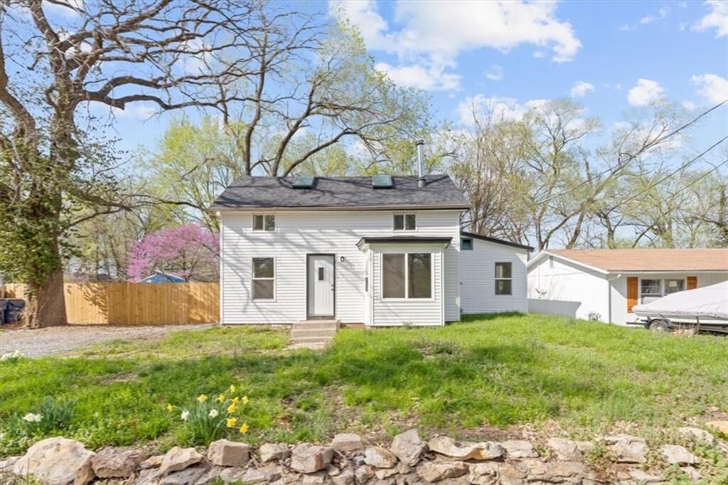 Property Photo:  321 Maiden Lane  KS 66044 