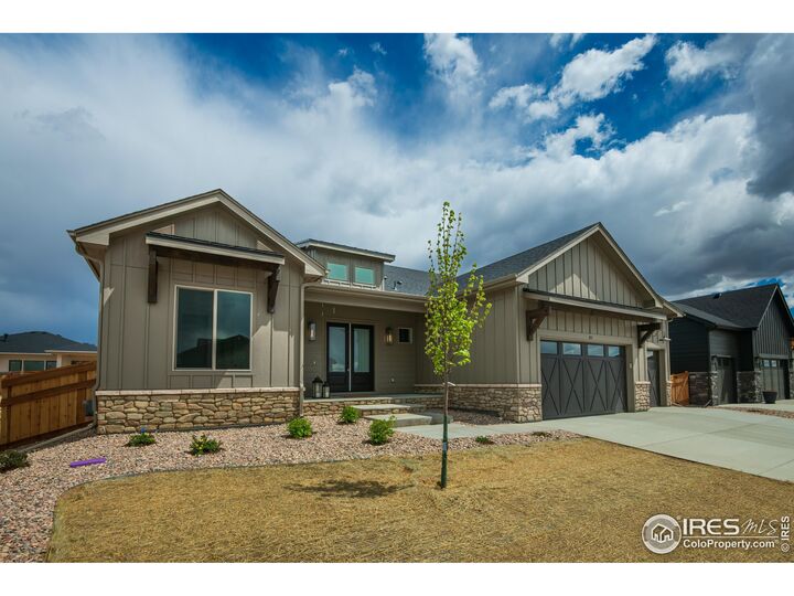 Property Photo: 17 Boxwood Dr CO 80550