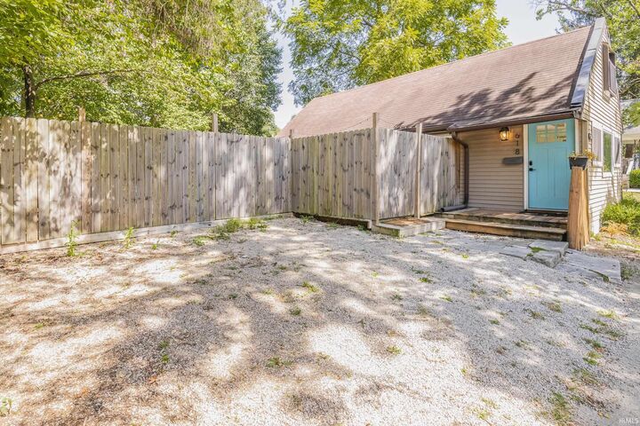 Property Photo: 618 W Howe Street IN 47403-2231