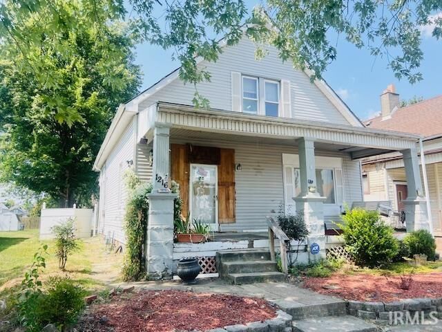 Property Photo:  1216 Edgar Street  IN 47710 