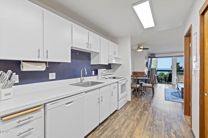 Property Photo: 301 Otter Crest Drive 238 &Amp 239 OR 97369
