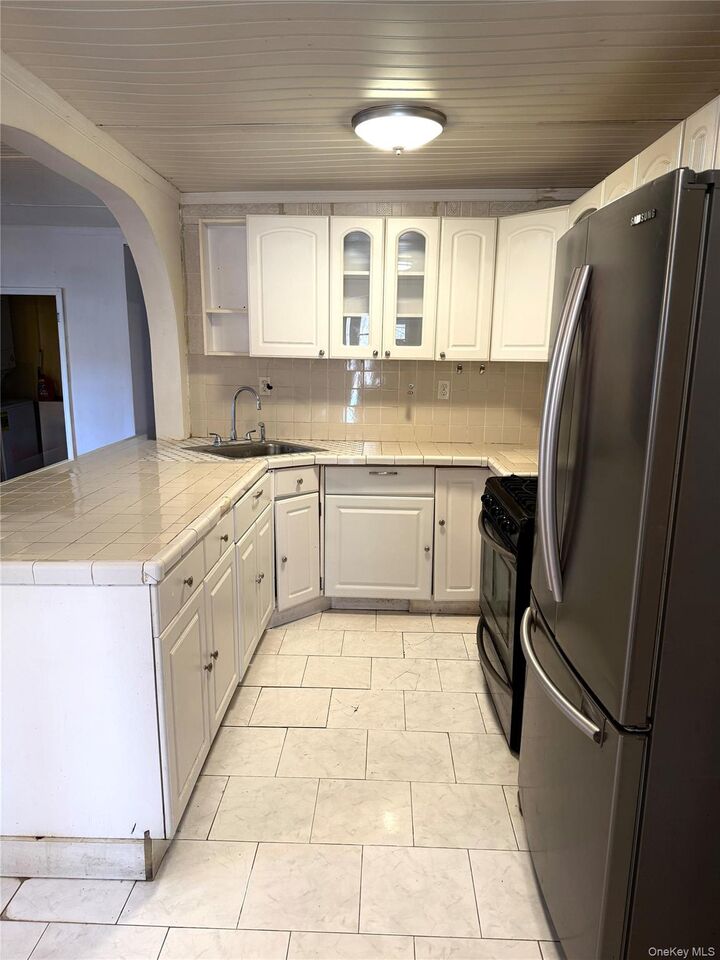 Property Photo:  152 Forest Glen Road #4  NY 12561 