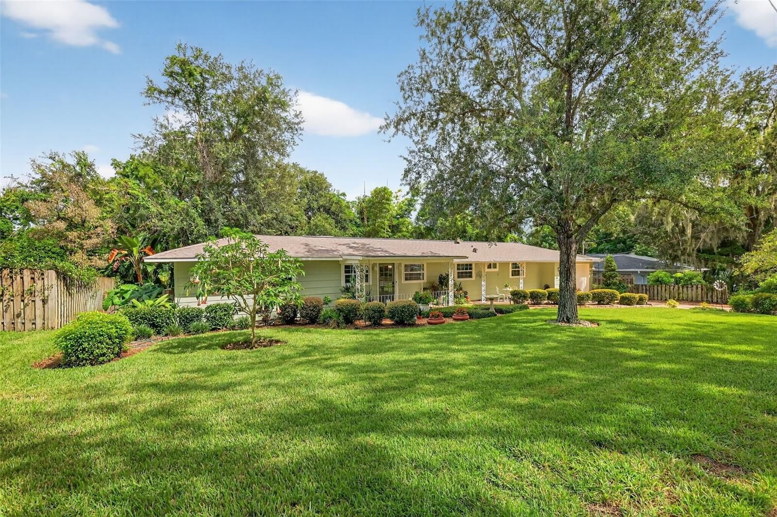Property Photo:  1620 Crestview Drive  FL 32757 