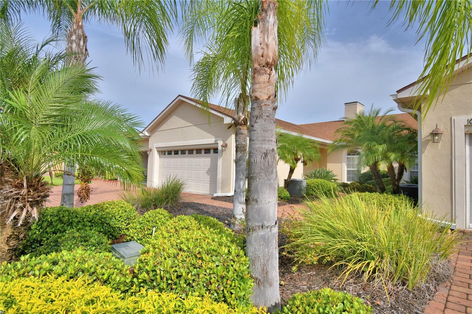 Property Photo: 1613 Linz Ct FL 33884
