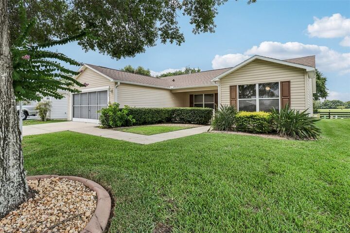 Property Photo:  3562 Auburndale Avenue  FL 32162 