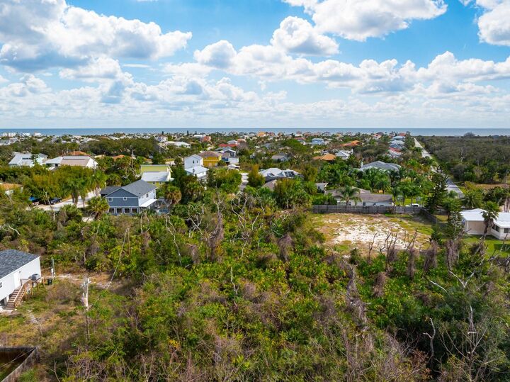 Property Photo:  22 Marquette Avenue  FL 32137 