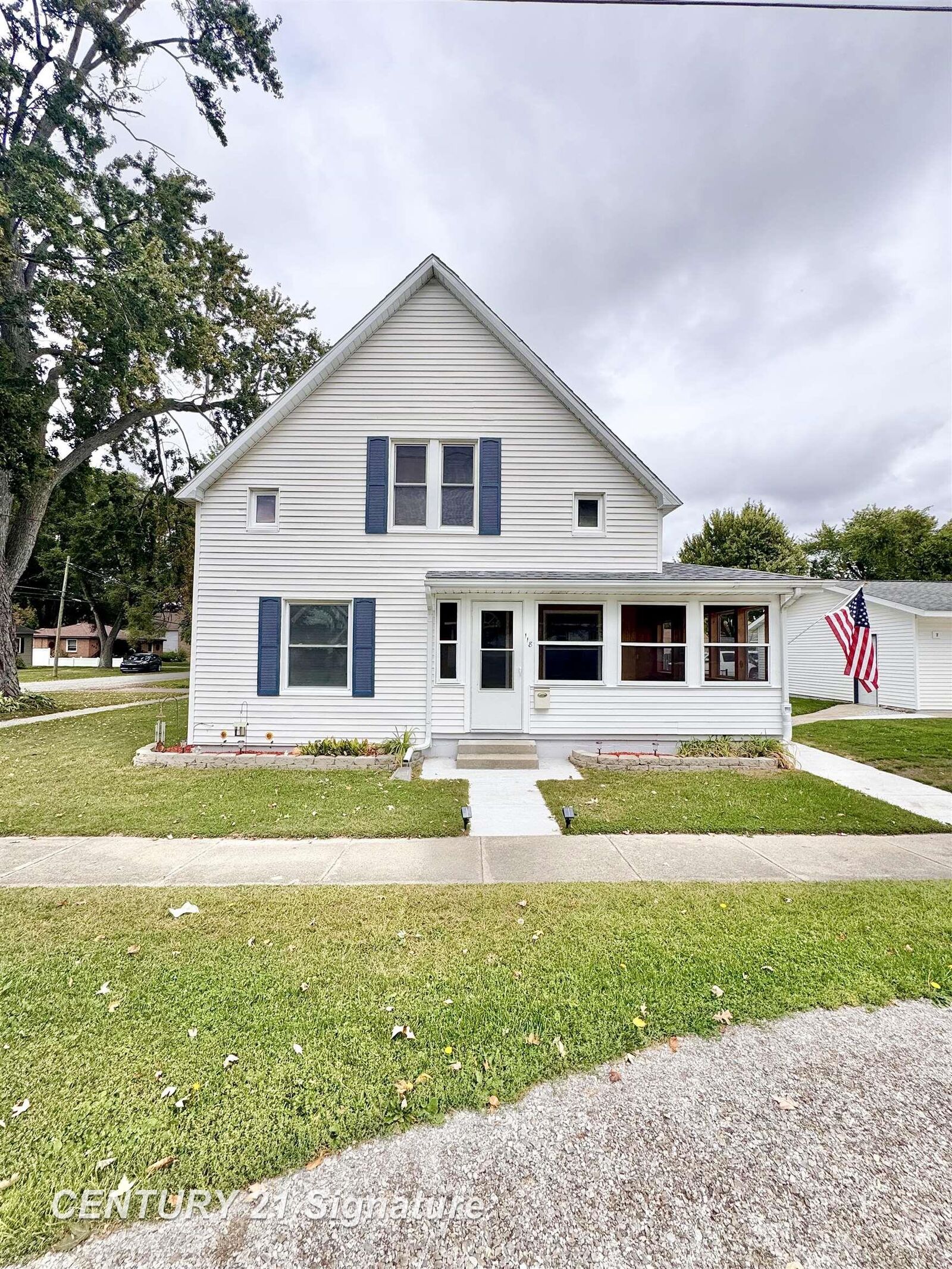Property Photo: 118 W Capital Street MI 48604