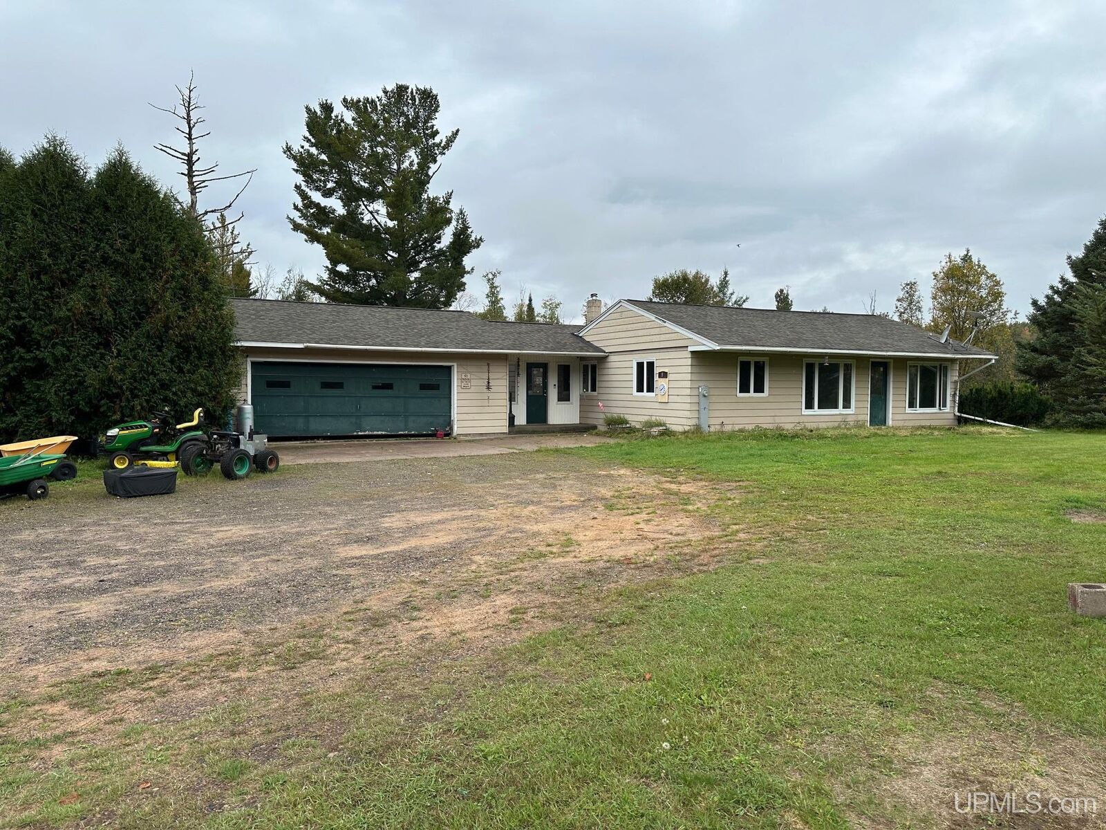 Property Photo:  6889 M95 Highway  MI 49879-0000 