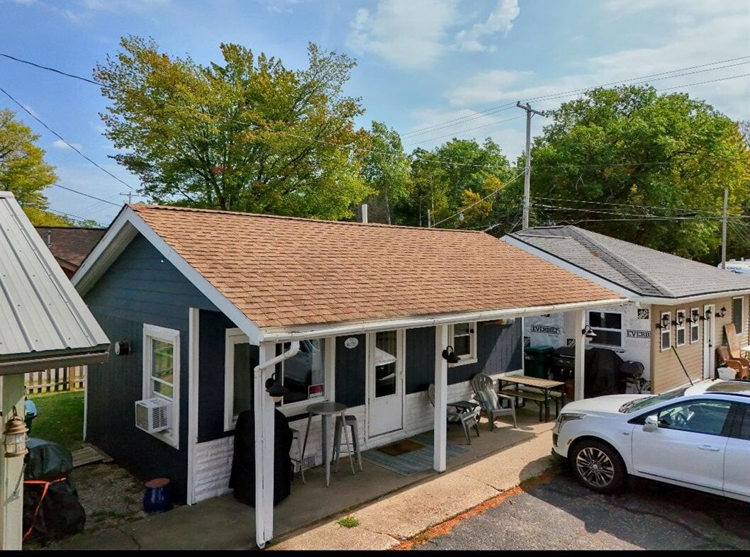 Property Photo:  602 W Houghton Lake Drive  MI 48651 