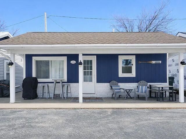 Property Photo: 630 W Houghton Lake Drive MI 48651