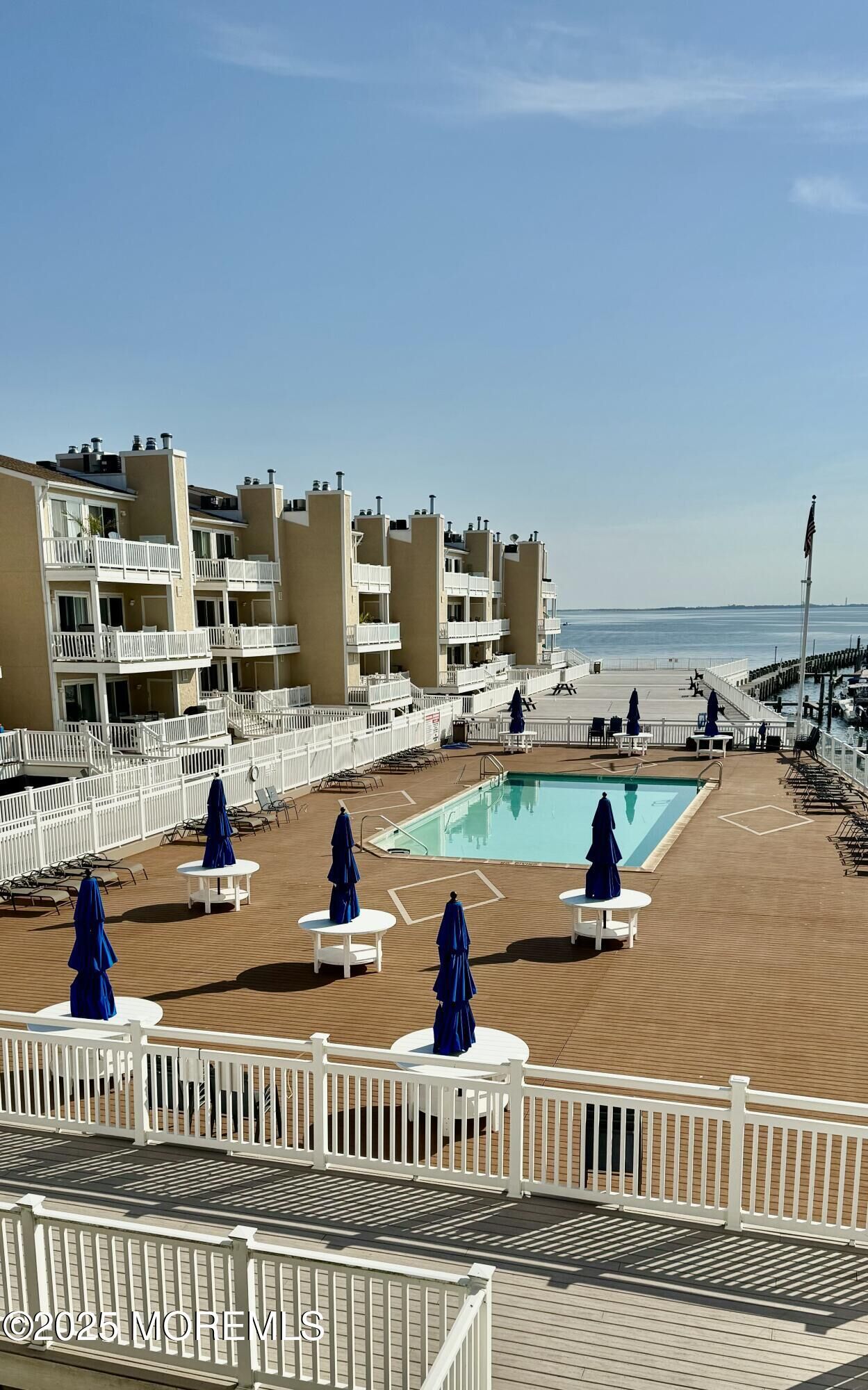 Property Photo:  401 Bayshore Drive  NJ 08005 