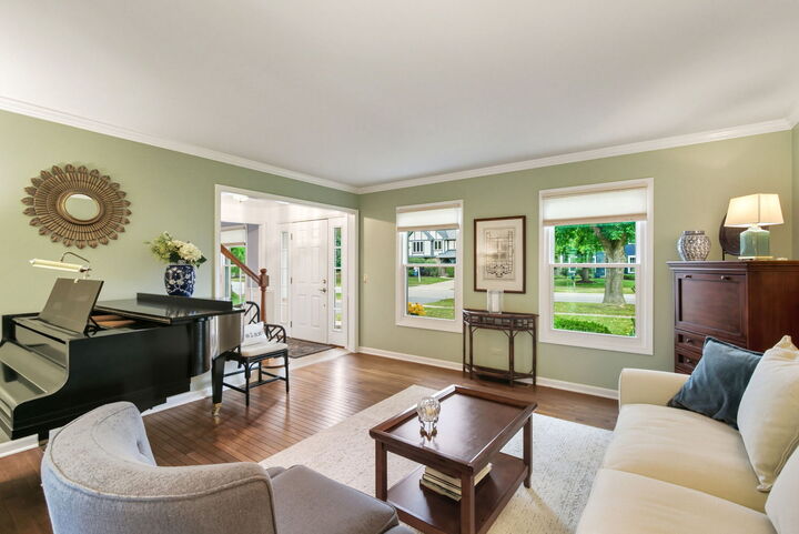 Property Photo: 717 Alexandria Drive IL 60565