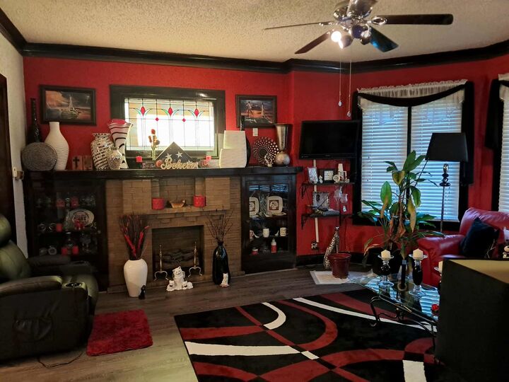 Property Photo: 8343 S Cregier Avenue IL 60617