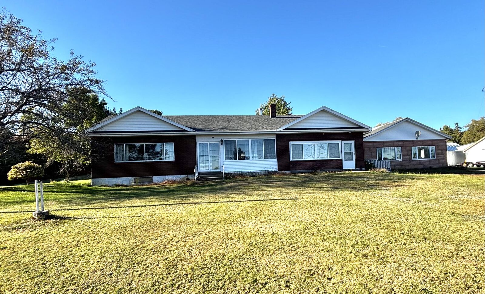 Property Photo:  361 W Main Street  ME 04974 