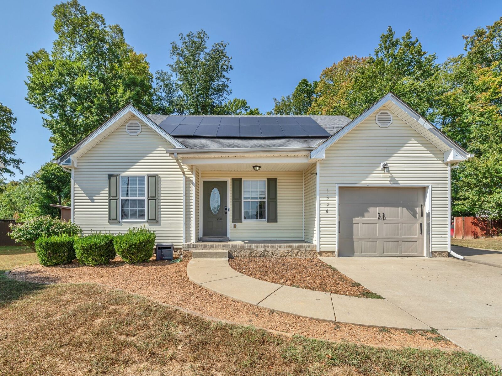 Property Photo: 1358 Francesca Dr TN 37042