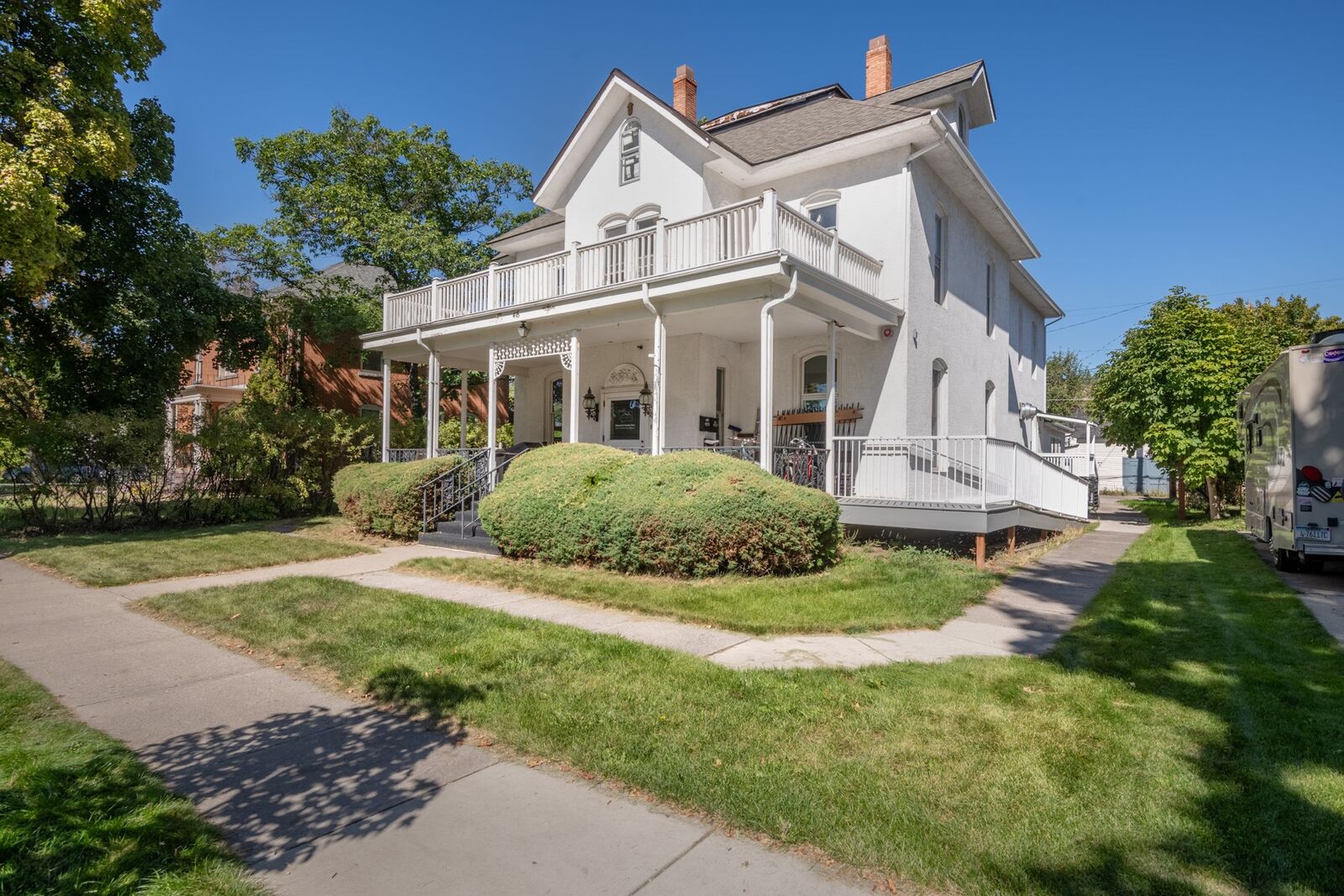 Property Photo: 416 E Pine Street MT 59802