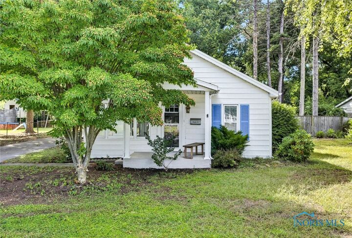 Property Photo: 5433 Whiteford Road OH 43560